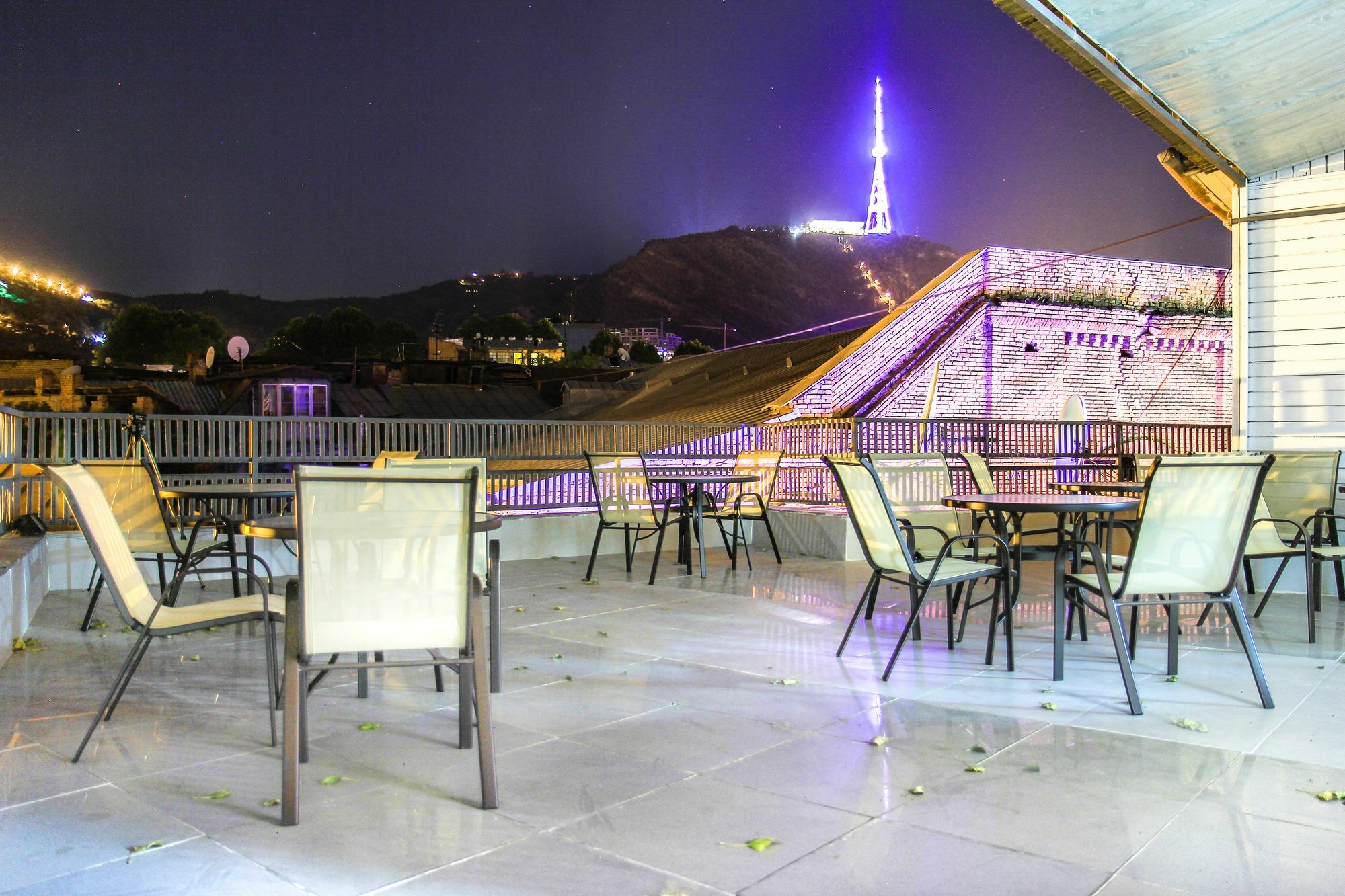 New Palace Shardeni Tbilisi Esterno foto